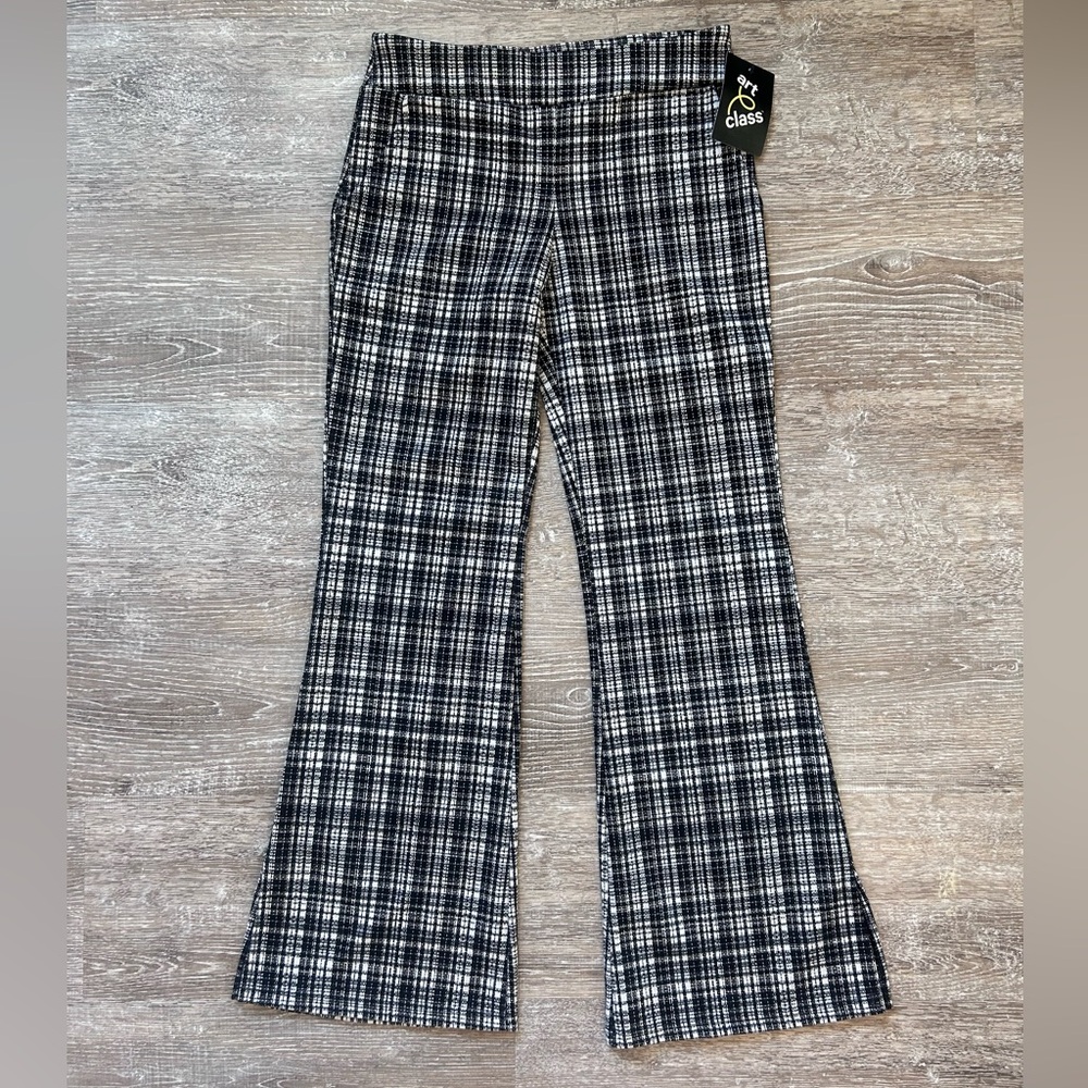 Girls Black and White Plaid Pants